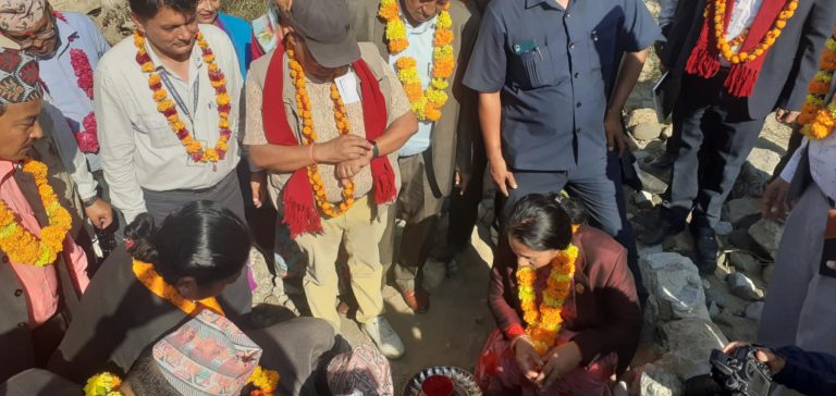 b65115ab-92e8-4c01-8498-773643489874